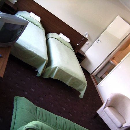 Hotell Sonajala Kärdla Exteriör bild