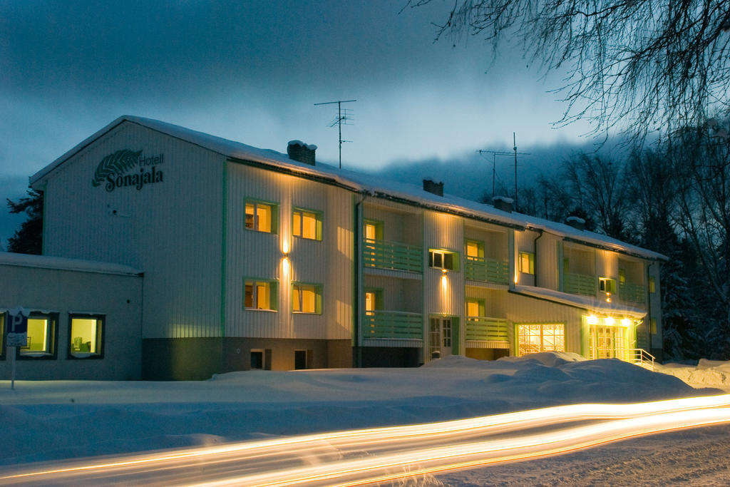 Hotell Sonajala Kärdla Exteriör bild